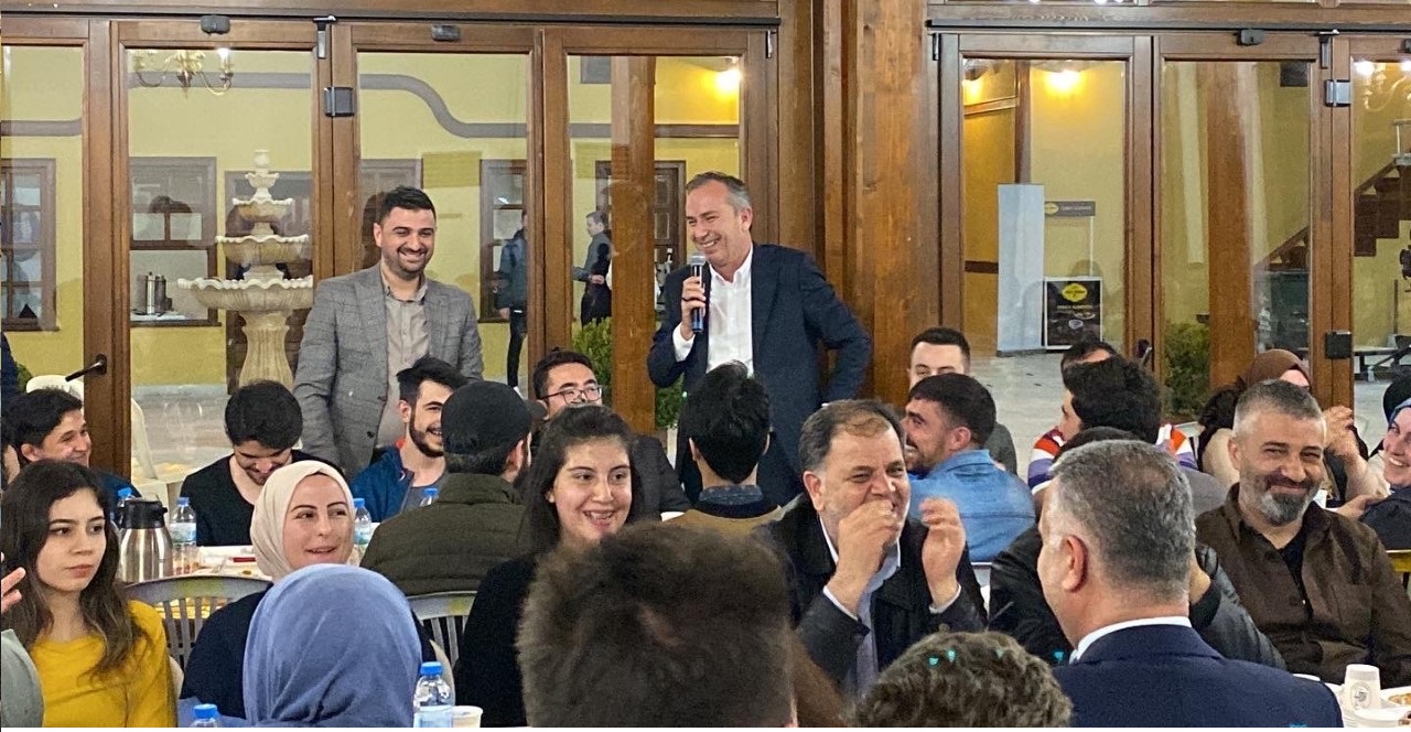 CEYLAN, GENÇLERLE “HAN DA SAHUR” ETKİNLİĞİNE KATILDI